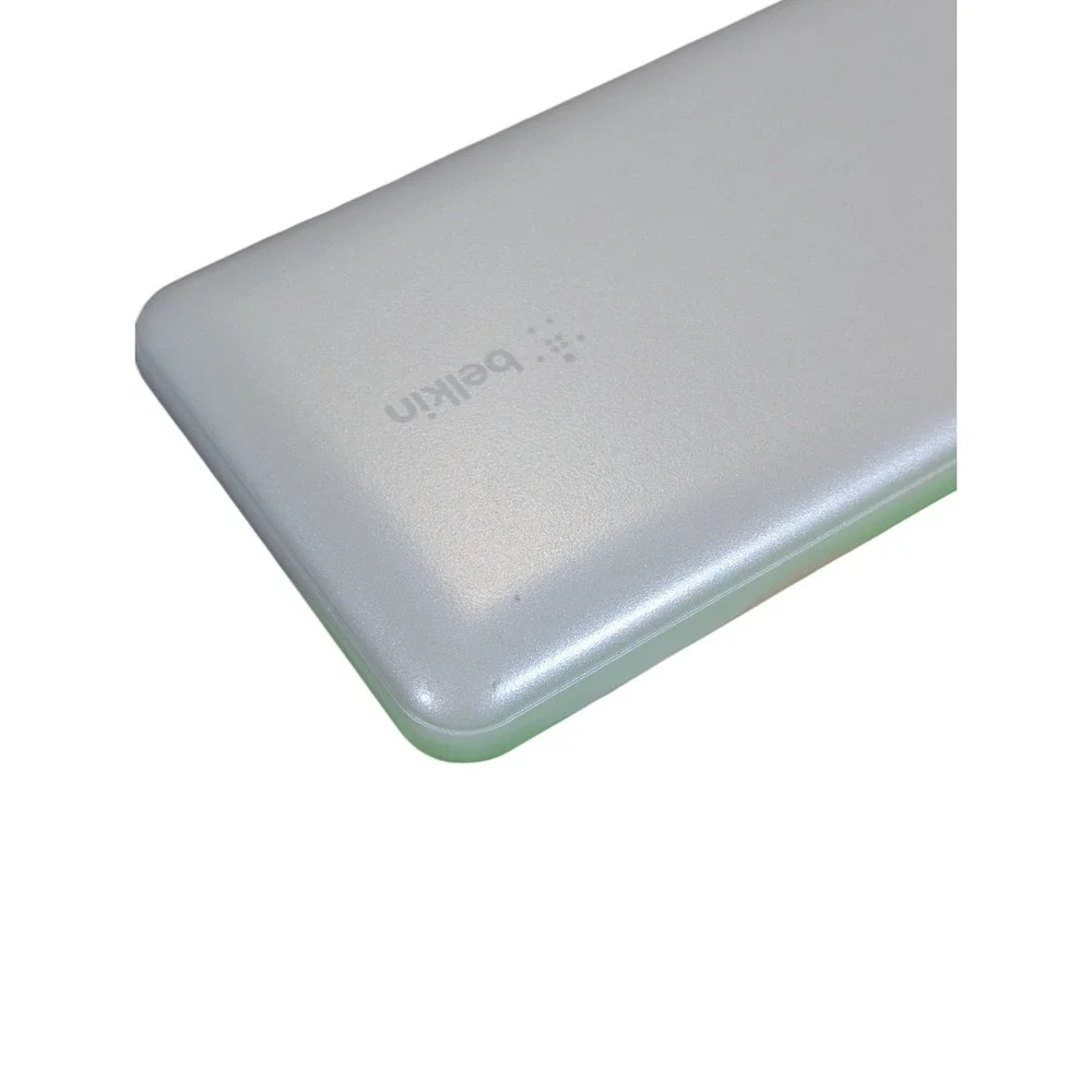 Aa6U Belkin BoostCharge Power Bank 10000mAh 2 Type-A / 1 Type-C Ports, White‎